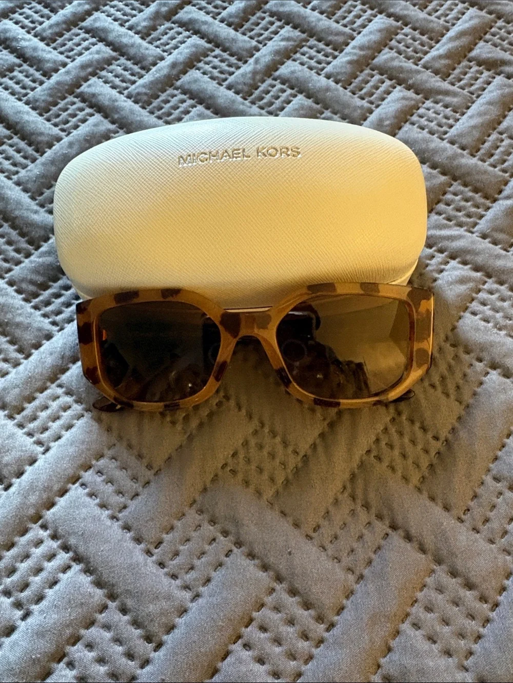 Michael Kors Cream Textured Sunglasses Case